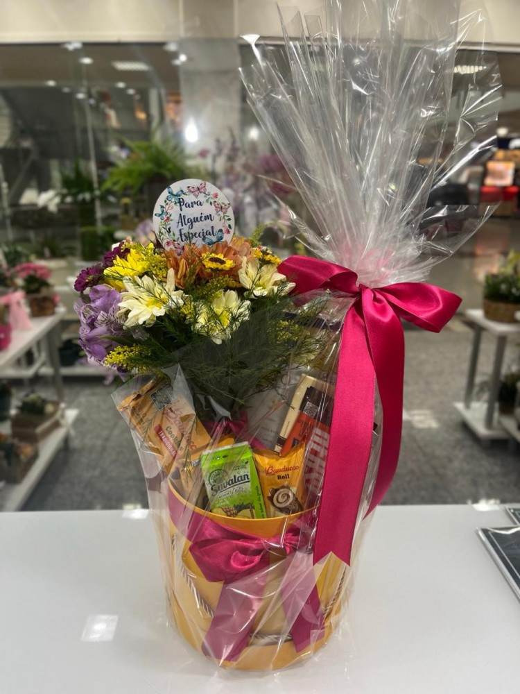 Box de Guloseimas e Flores! 