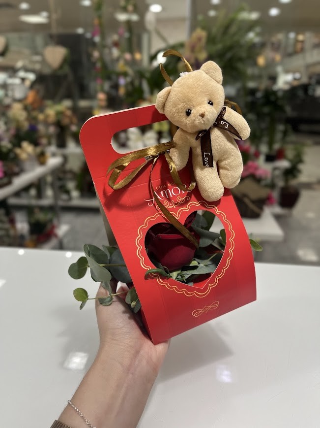 Bolsinha com Rosa e Chaveiro 